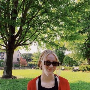 Meet your Posher, Josie